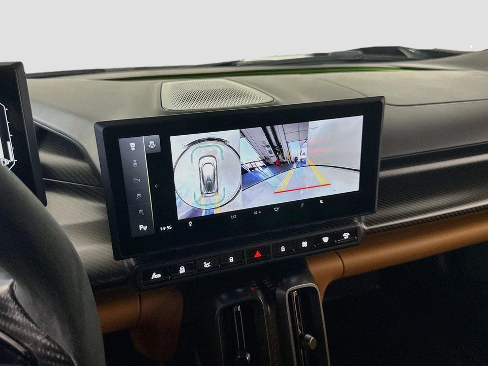 2026 Aston Martin Valhalla - Image 22 of 31
