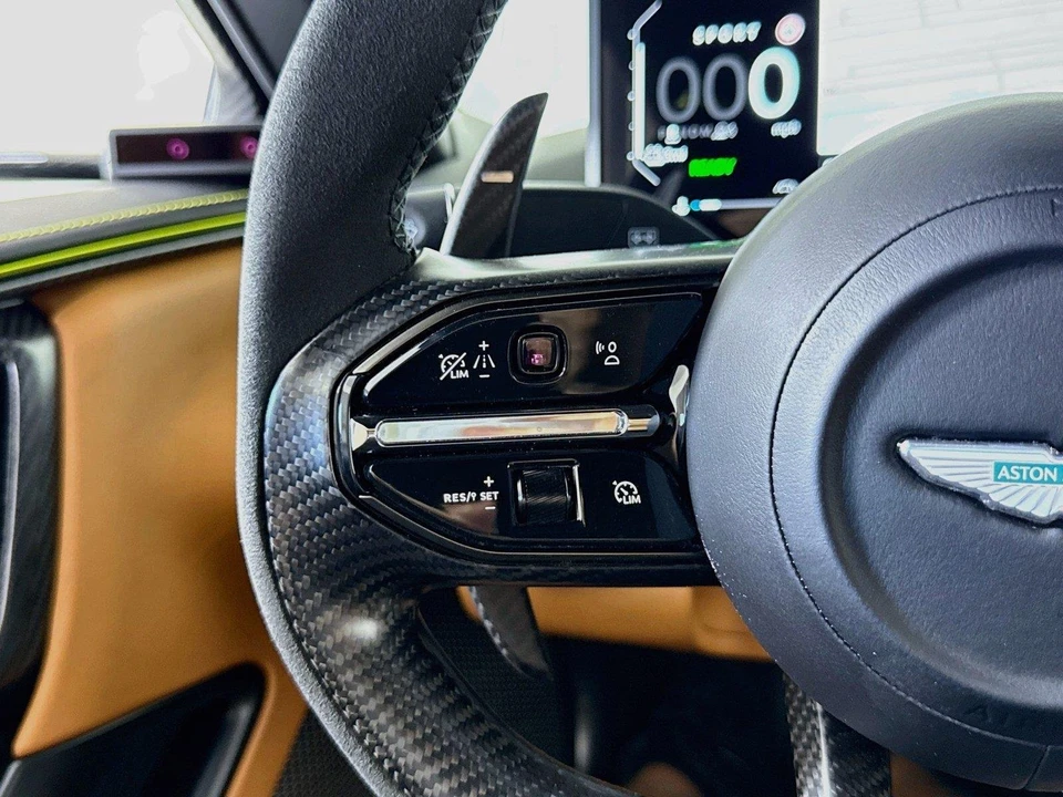 2026 Aston Martin Valhalla - Image 26 of 31