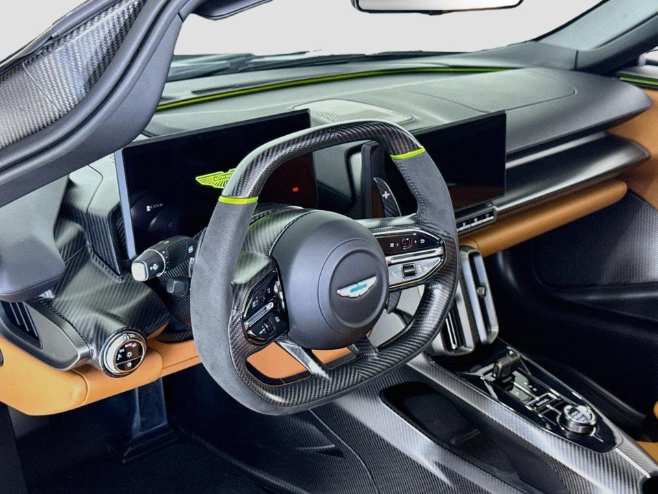 2026 Aston Martin Valhalla - Image 17 of 31