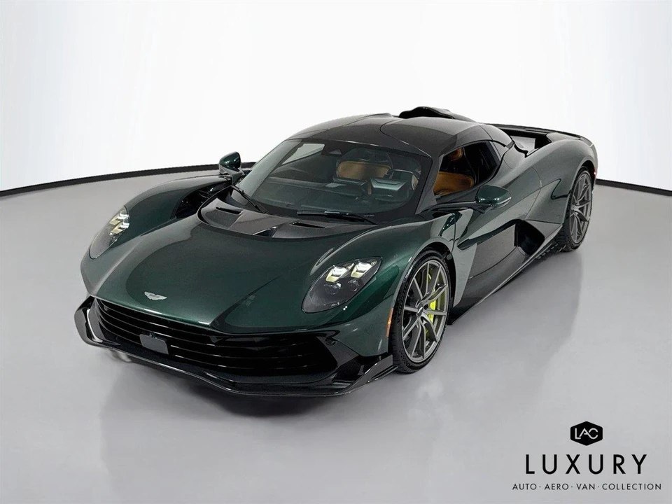 2026 Aston Martin Valhalla - Image 4 of 31