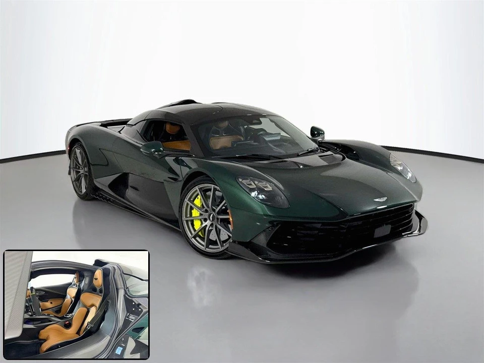 2026 Aston Martin Valhalla - Image 2 of 31