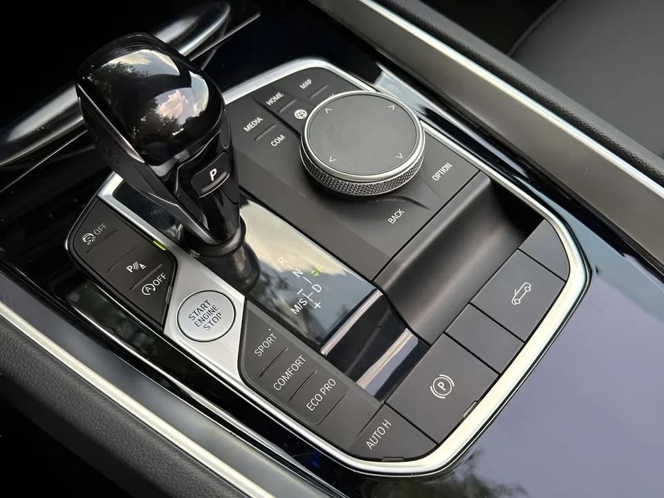 2026 BMW G29 Z4 Roadster - Image 19 of 28