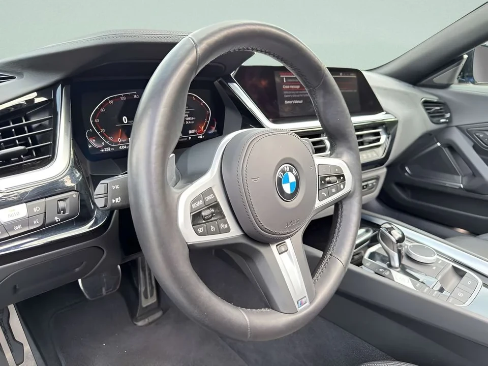 2026 BMW G29 Z4 Roadster - Image 13 of 28