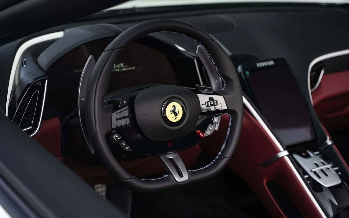 2026 Ferrari Roma - Image 28 of 31
