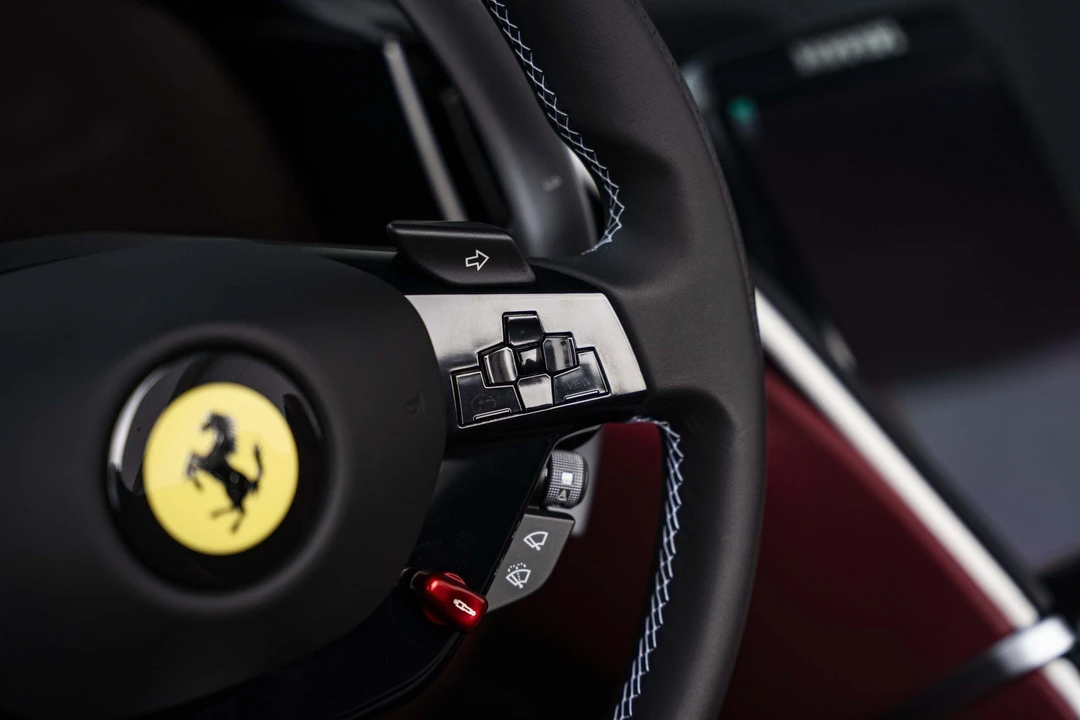 2026 Ferrari Roma - Image 29 of 31