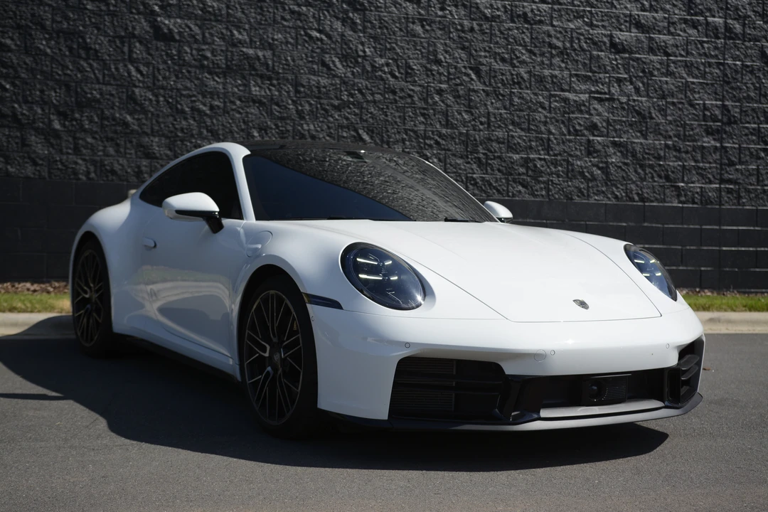 2026 Porsche 992 Carrera - Image 8 of 31