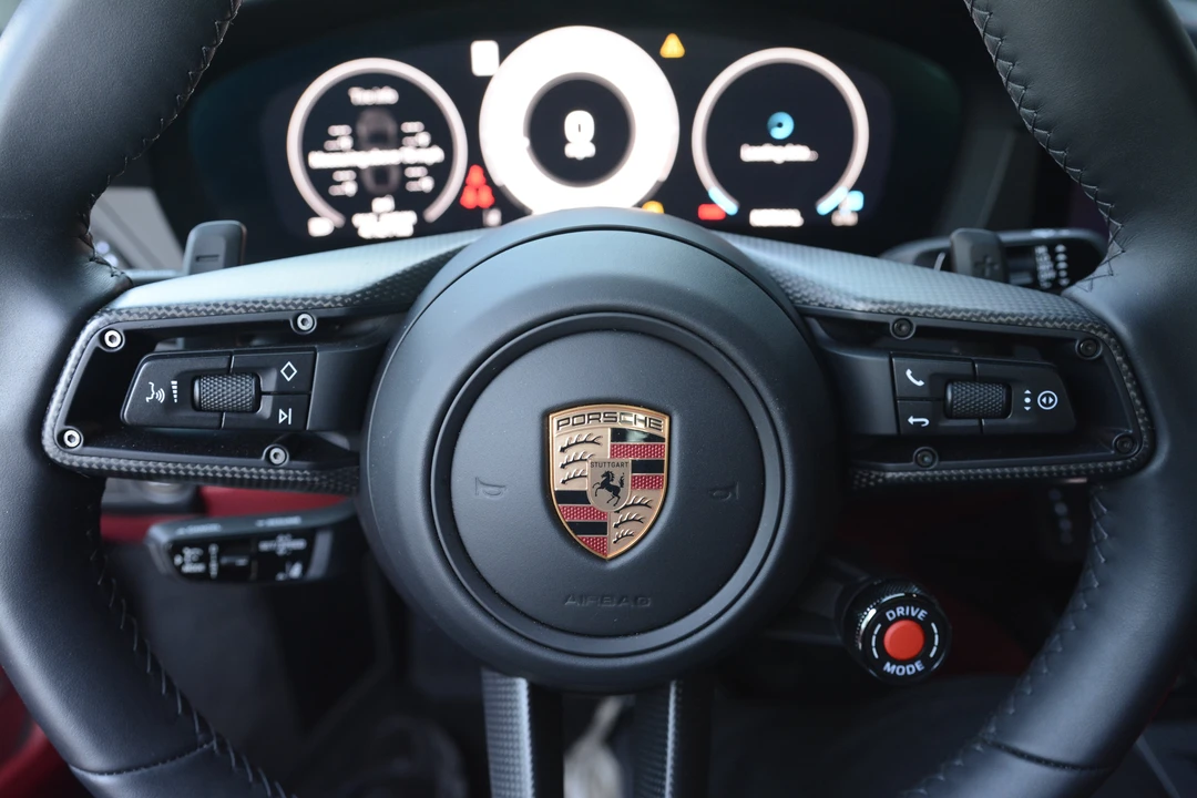 2026 Porsche 992 Carrera - Image 16 of 31