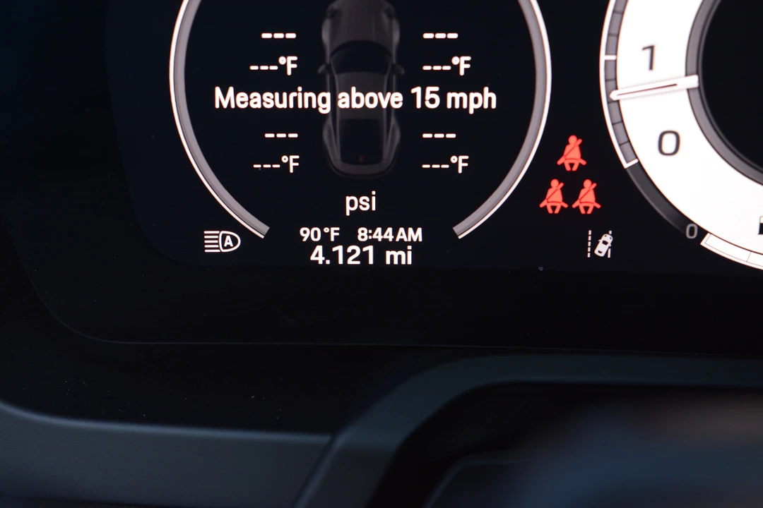 2026 Porsche 992 Carrera - Image 18 of 31