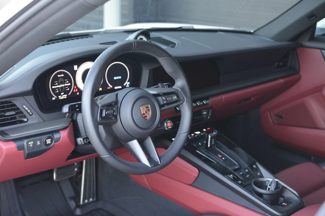 2026 Porsche 992 Carrera - Image 3 of 31