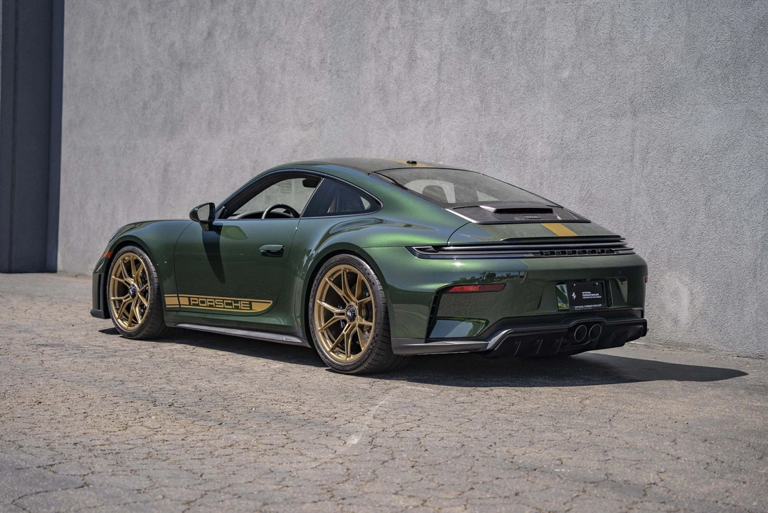 2026 Porsche 992 GT3 - Image 3 of 31