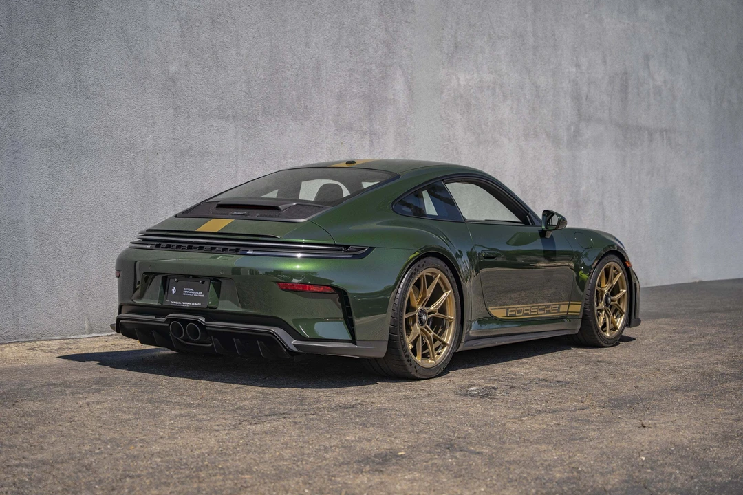 2026 Porsche 992 GT3 - Image 5 of 31