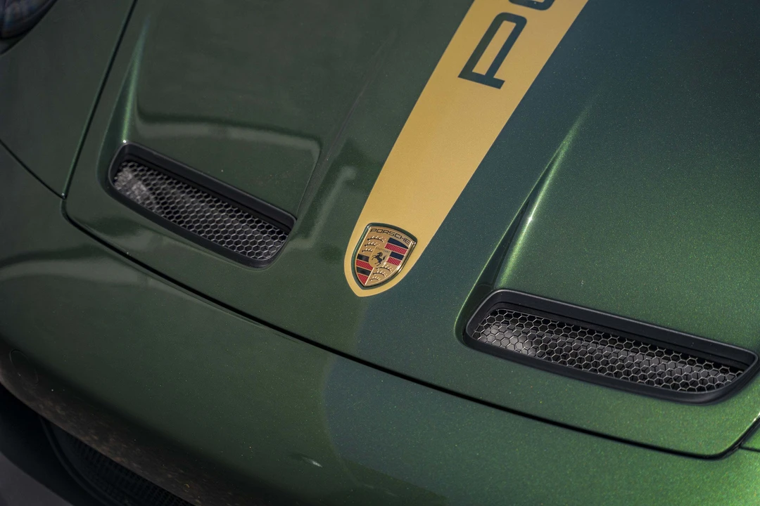 2026 Porsche 992 GT3 - Image 19 of 31