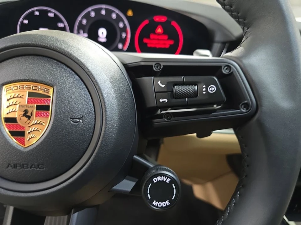 2026 Porsche 9Y0/9Y3 Cayenne - Image 21 of 31