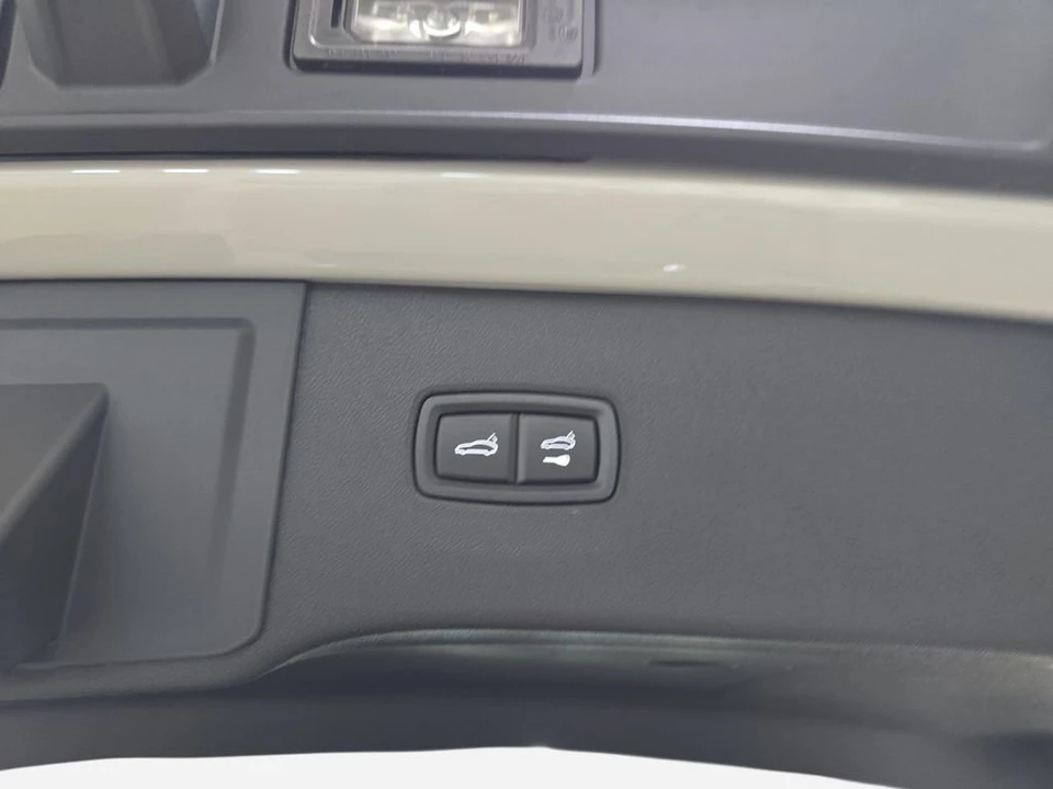 2026 Porsche 9Y0/9Y3 Cayenne - Image 31 of 31