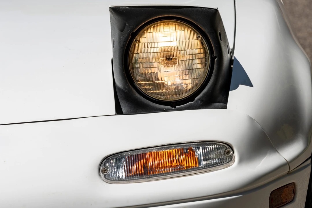 1990 Mazda NA MX-5 Miata - Image 21 of 31