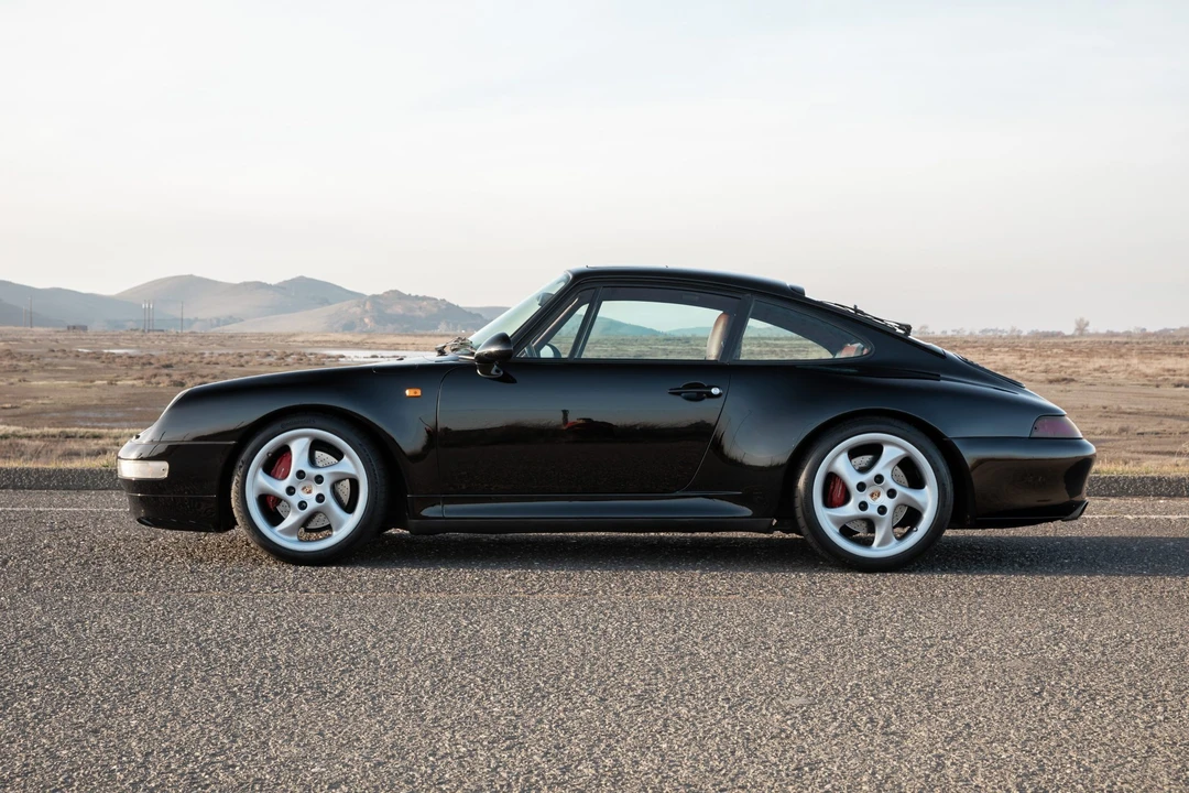 1995 Porsche 993 Carrera 4S - Image 30 of 31
