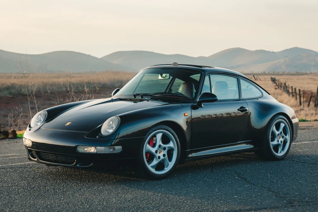 1995 Porsche 993 Carrera 4S - Image 1 of 31