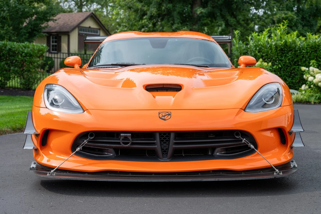 2017 Dodge Viper ACR 5th Gen - Image 2 of 31