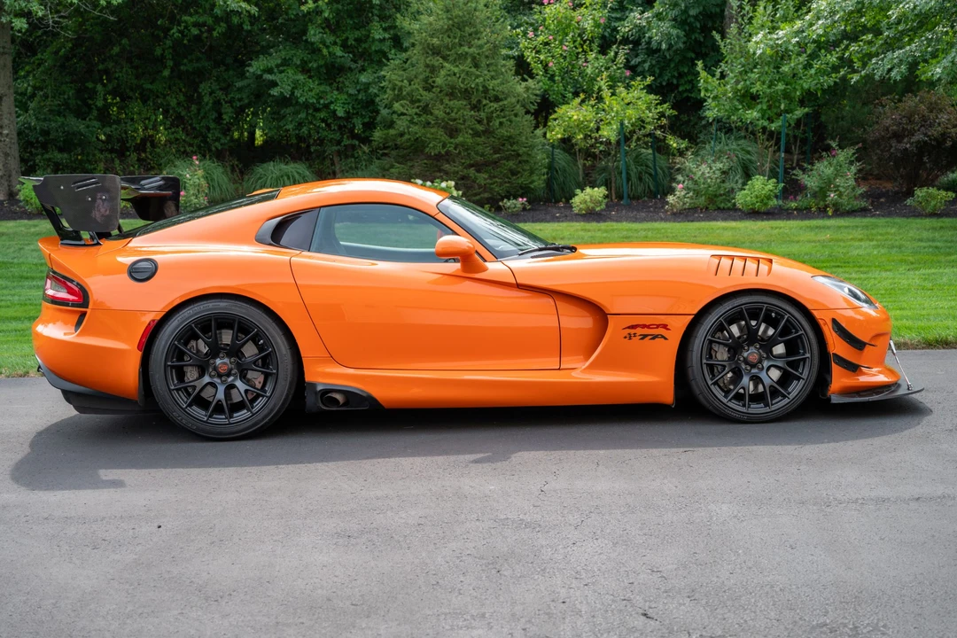 2017 Dodge Viper ACR 5th Gen - Image 4 of 31