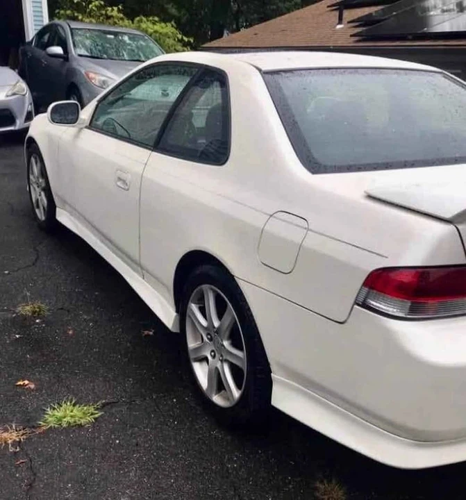 2000 Honda Prelude 5th Gen - Image 3 of 4
