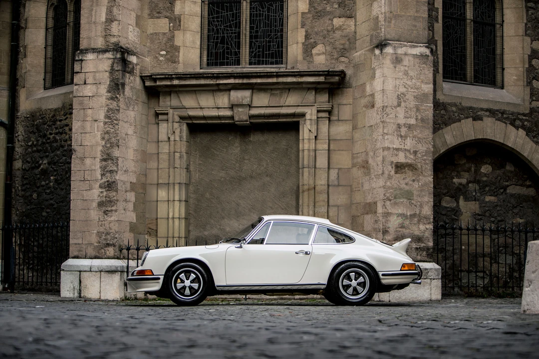 Porsche 911 Carrera RS 2.7 - Image 10 of 31