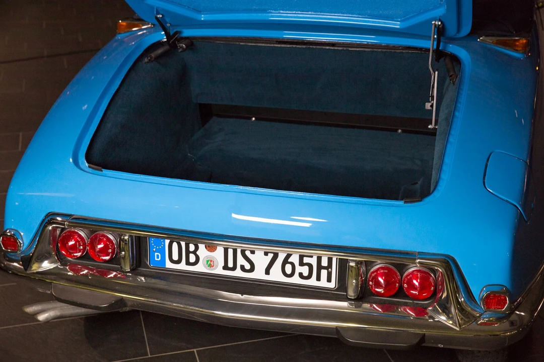 1965 Citroen DS19 - Image 2 of 12