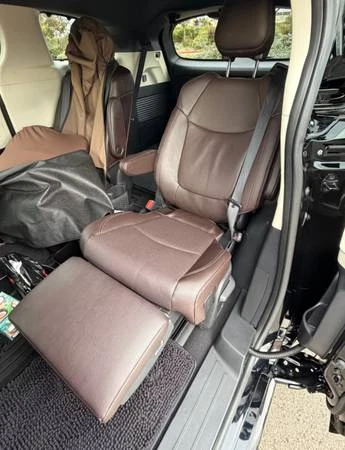 2022 Toyota Sienna 4th Gen - Image 4 of 6