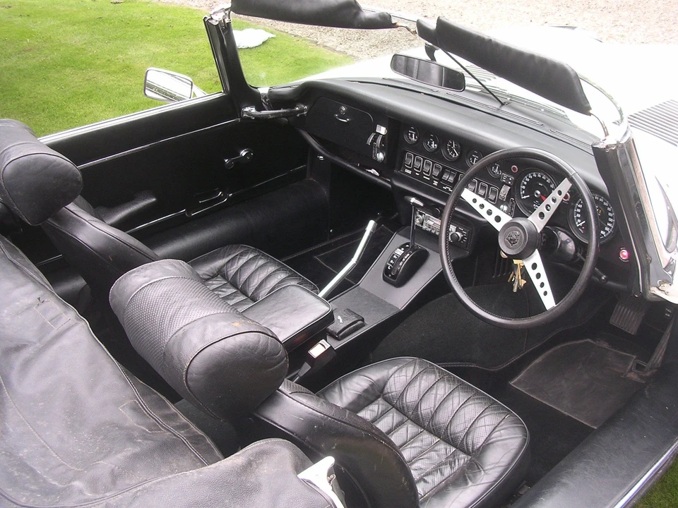 1974 Jaguar E-Type Series 3 V12 - Image 2 of 6