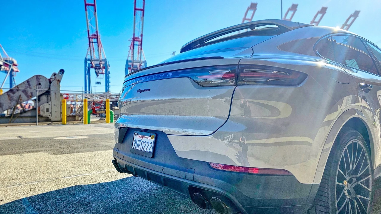 2021 Porsche 9Y0/9Y3 Cayenne Coupe - Image 6 of 12