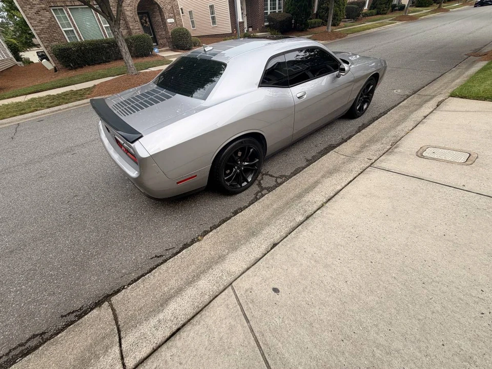 2016 Dodge Challenger 3rd Gen - Image 2 of 19