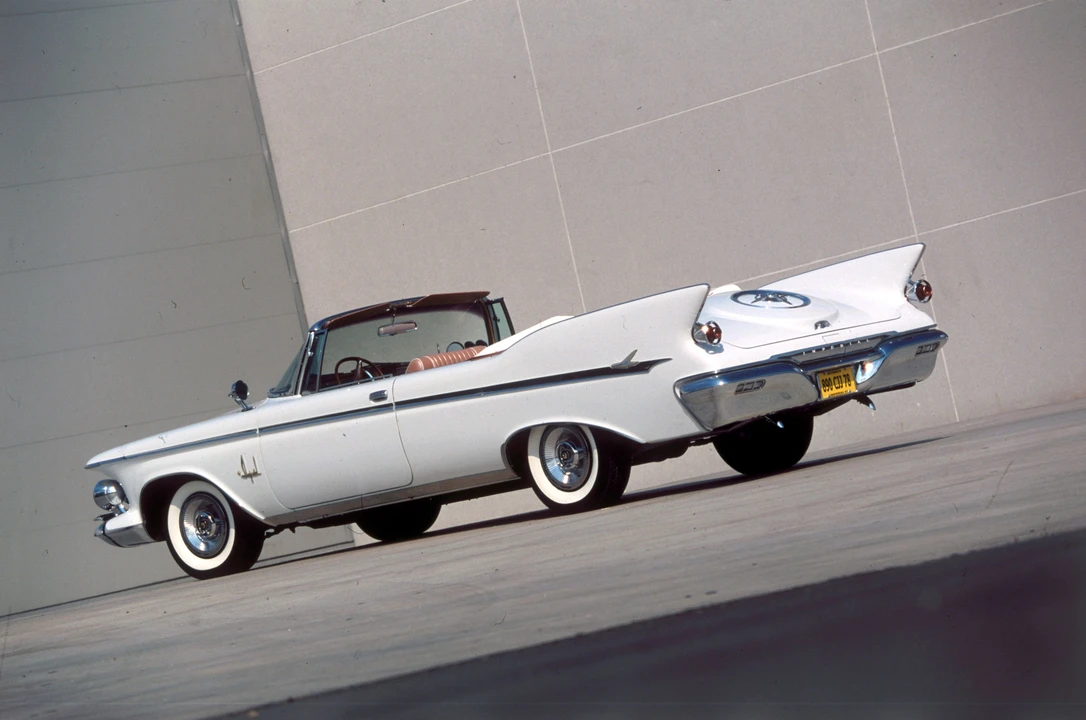 1961 Chrysler Imperial 2nd Gen - Image 2 of 5