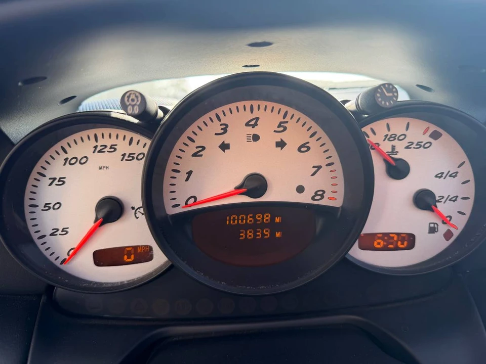 2001 Porsche 986 Boxster - Image 10 of 11