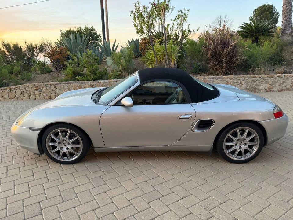 2001 Porsche 986 Boxster - Image 2 of 11