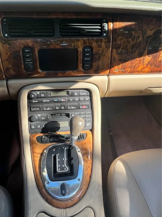 2003 Jaguar X100 XKR - Image 10 of 10