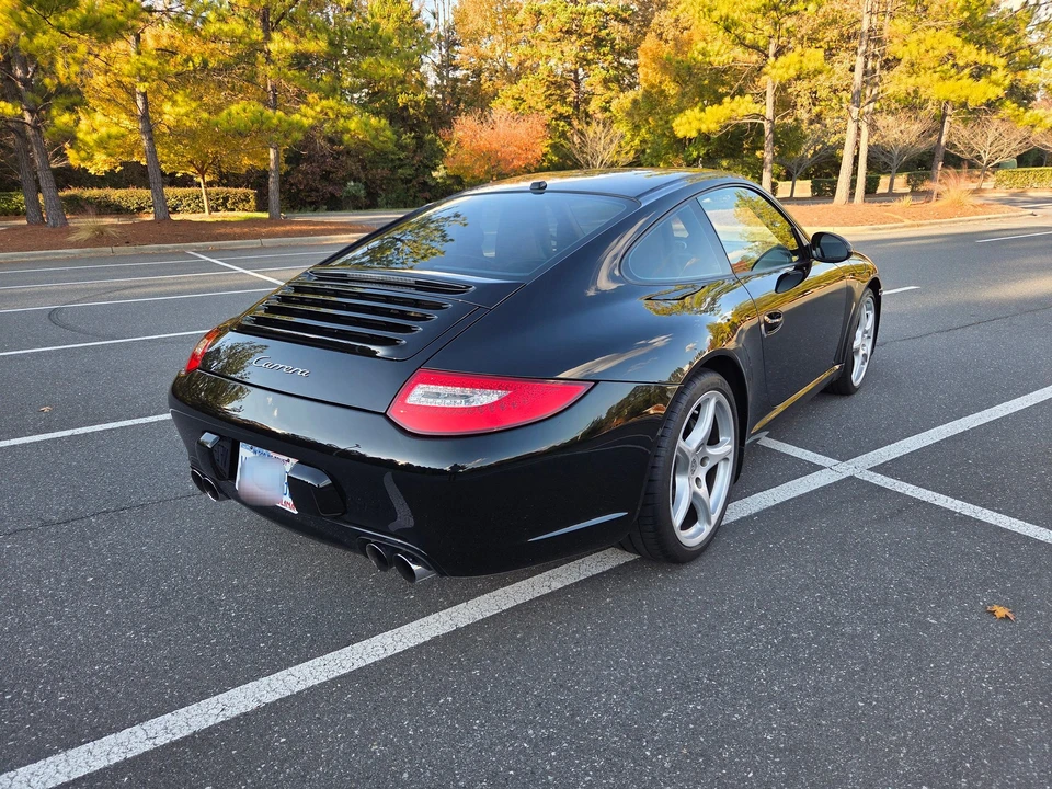 2011 Porsche 911 - Image 9 of 15