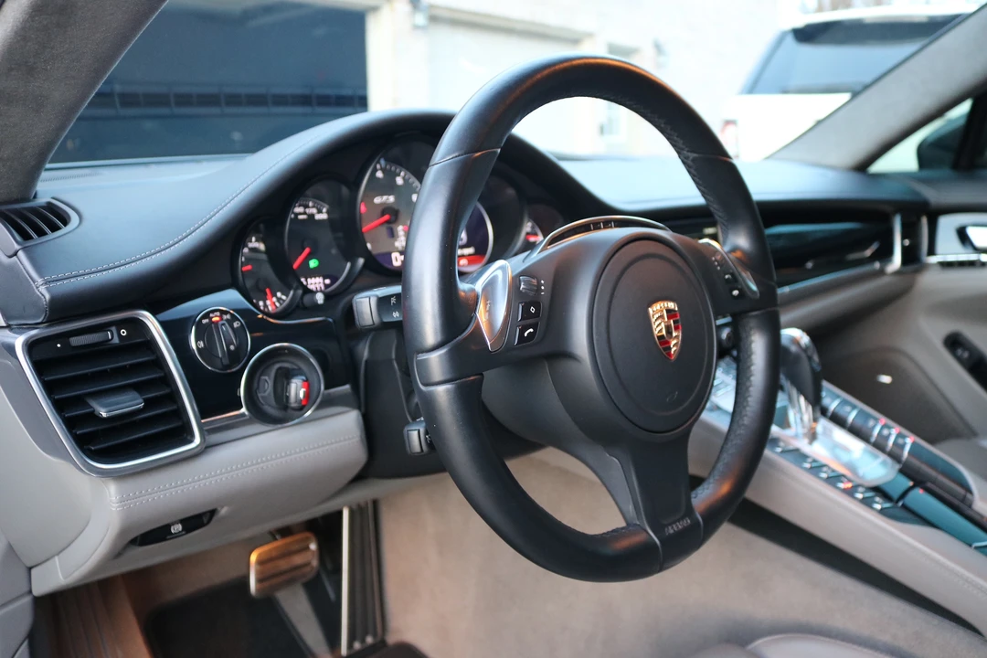 2013 Porsche 970 Panamera GTS - Image 4 of 13