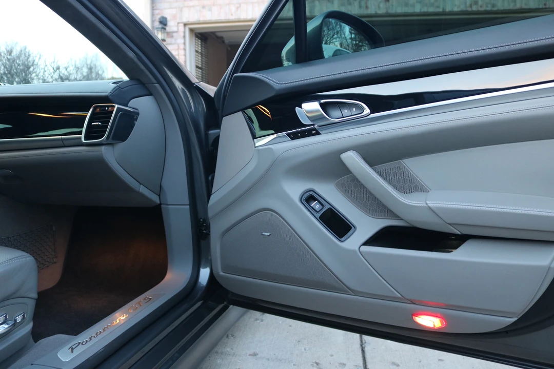 2013 Porsche 970 Panamera GTS - Image 11 of 13