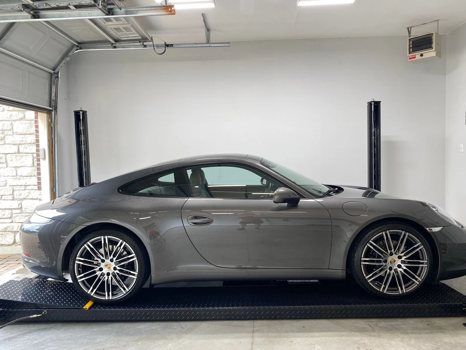 2015 Porsche 991 Carrera - Image 2 of 16