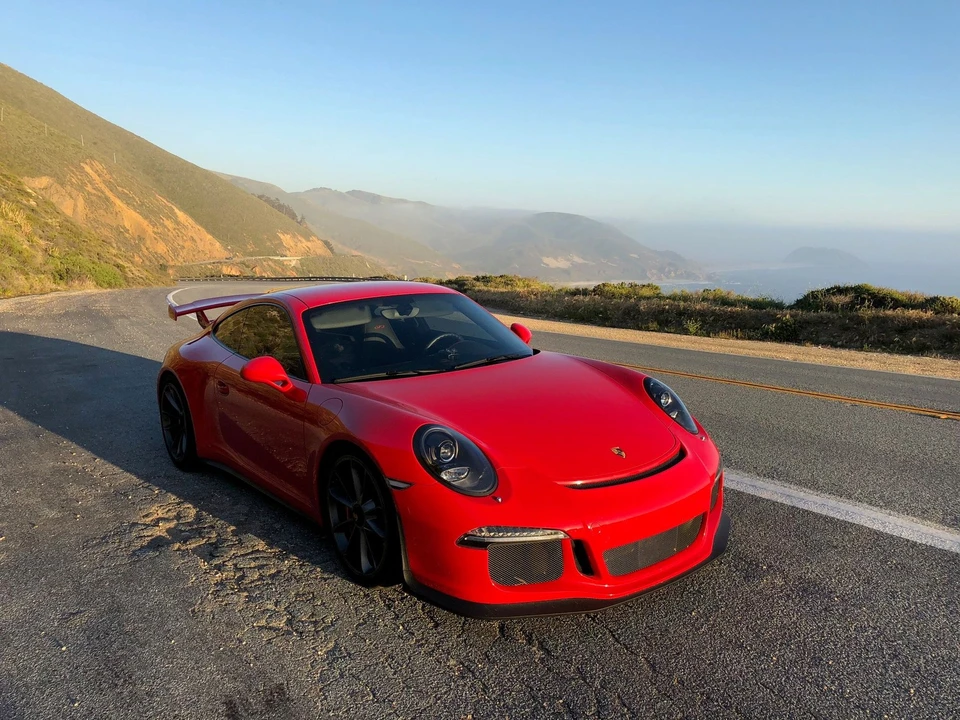 2015 Porsche 991 GT3 - Image 2 of 8