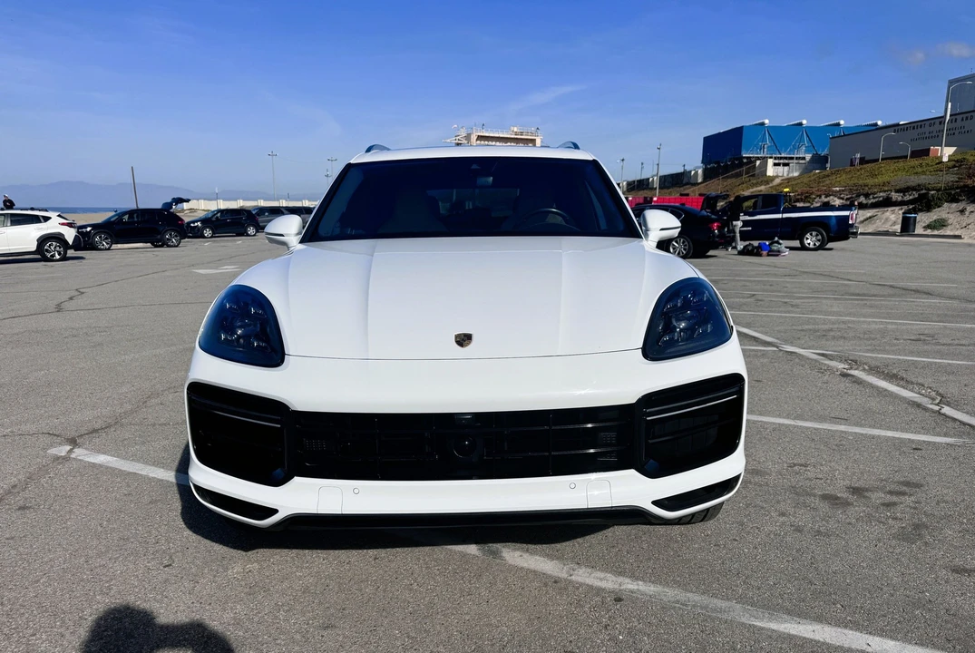2019 Porsche 9Y0/9Y3 Cayenne Turbo - Image 2 of 17