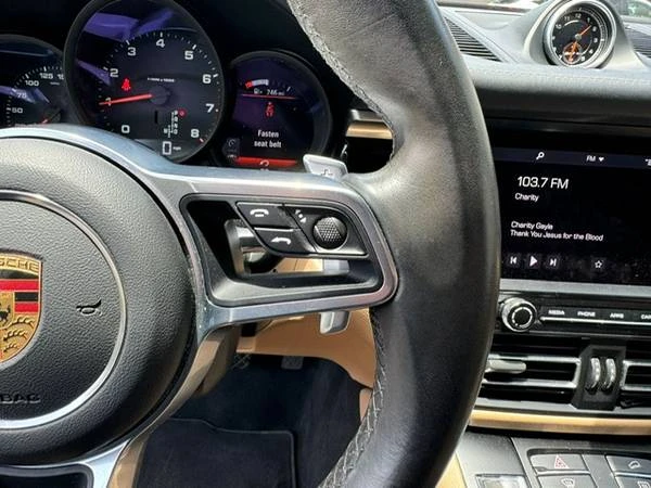 2021 Porsche Macan - Image 12 of 20