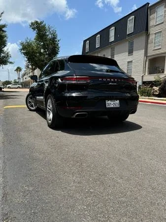 2021 Porsche Macan - Image 2 of 17