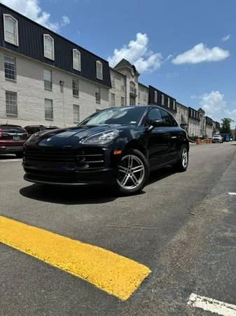 2021 Porsche Macan - Image 13 of 17