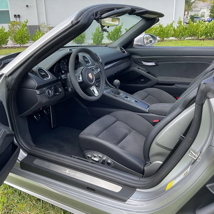 2023 Porsche 718 Boxster Spyder - Image 4 of 13