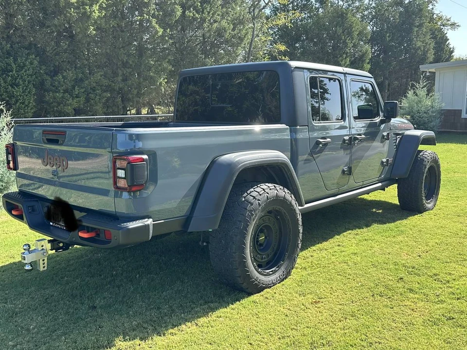 2025 Jeep JT Gladiator - Image 5 of 20
