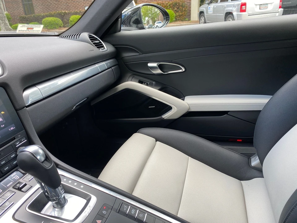 2019 Porsche 718 Cayman S - Image 10 of 15