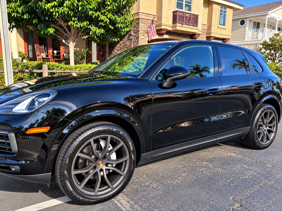 2019 Porsche Cayenne - Image 9 of 10