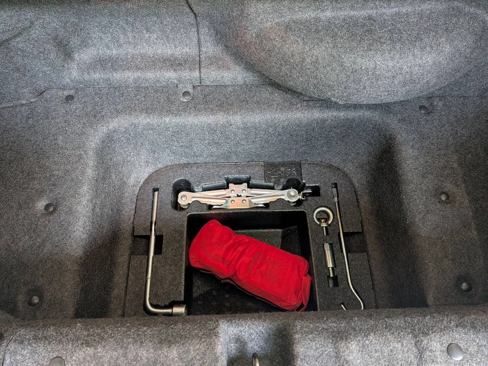 2006 Honda AP2 S2000 - Image 18 of 21