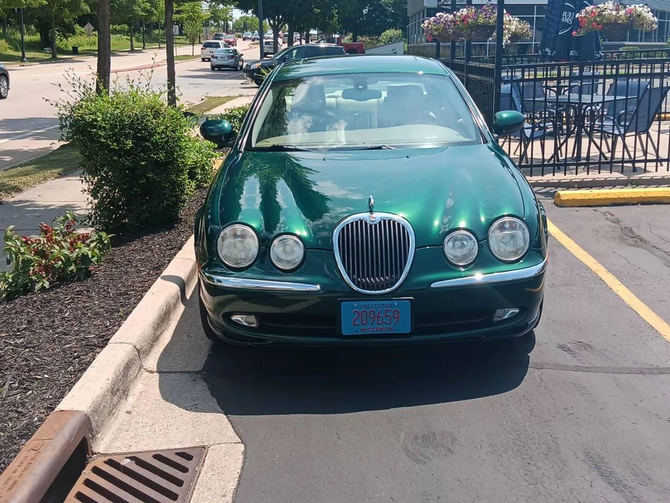 2003 Jaguar S-Type 2nd Gen - Image 3 of 17