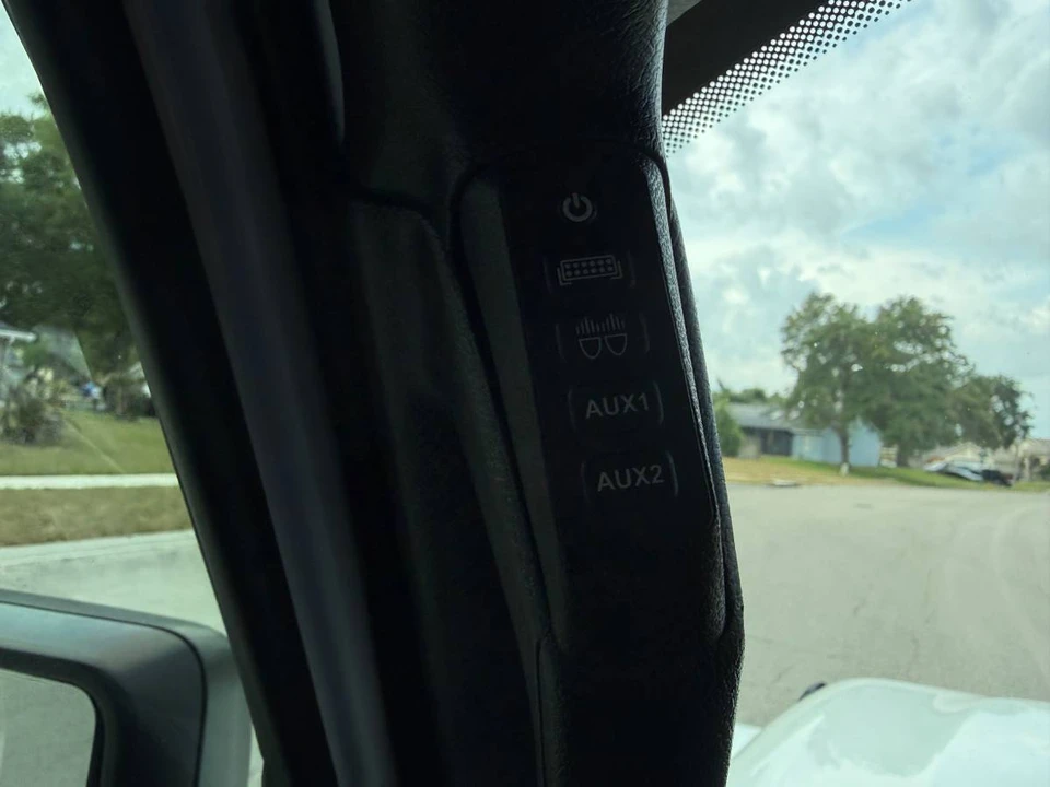 2022 Jeep JT Gladiator - Image 20 of 23